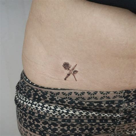 schamlippen tattoo|12+ Feminine Pelvic Tattoo Ideas That Will Blow Your Mind!